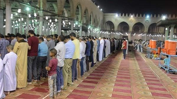 الإفتاء توضح: هل يجب قراءة الفاتحة بعد الإمام في الصلاة الجهرية؟