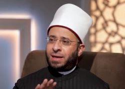 وزير الأوقاف يكرم المبدع الصغير أدهم عبد النبي لنبوغه في مجال الشعر والأدب