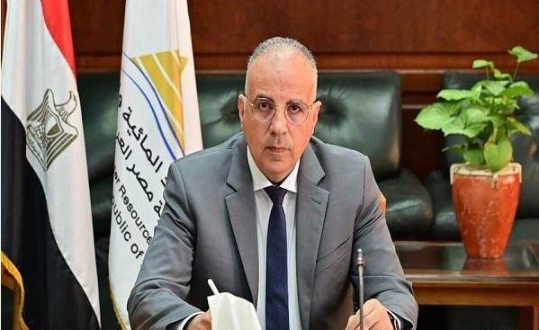 وزير الري: إنهاء إجراءات المستثمرين الراغبين في ترخيص أعمال بالمنطقة الشاطئية