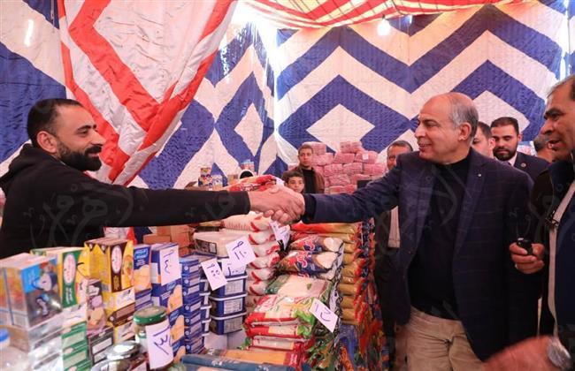 استعداداً للشهر الكريم.. محافظ المنيا يفتتح سلسلة معارض أهلا رمضان 