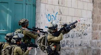 جيش الاحتلال يقوم بعمليات اقتحام في الضفة الغربية ويعتقل عددا من الفلسطينيين