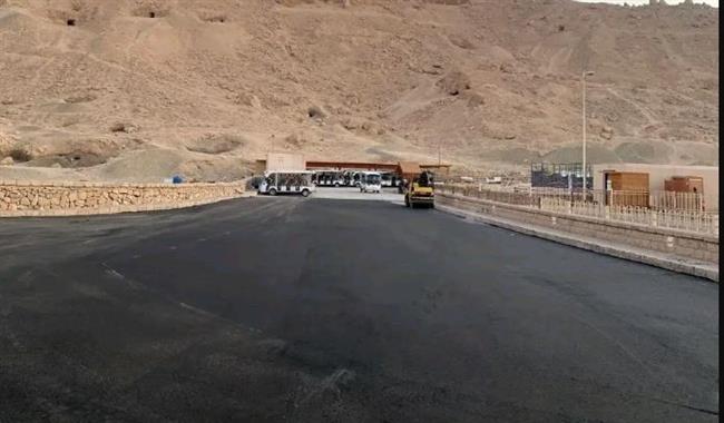 انتهاء أعمال رصف الطرق المؤدية إلى معبد حتشبسوت استعدادًا لاحتفالية النادي الأهلي 