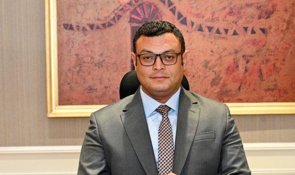 وزير الإسكان يشدد على دفع العمل بوحدات "سكن لكل المصريين"