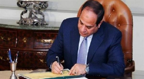 الرئيس السيسي يوقع قانون تسوية أوضاع بعض الممولين والمكلفين