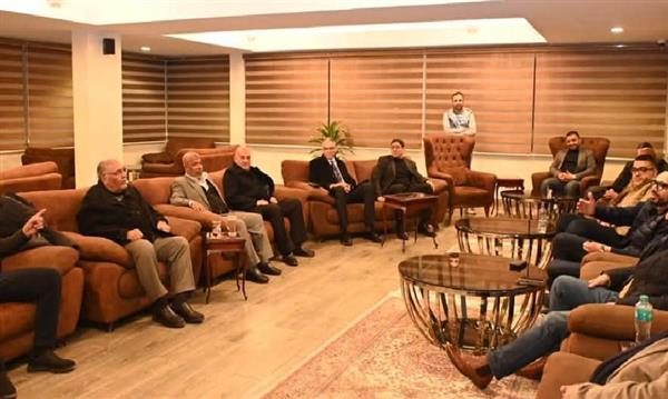 رئيس اتحاد الجودو يعقد اجتماعًا مع رؤساء اللجان لمتابعة خطة العمل