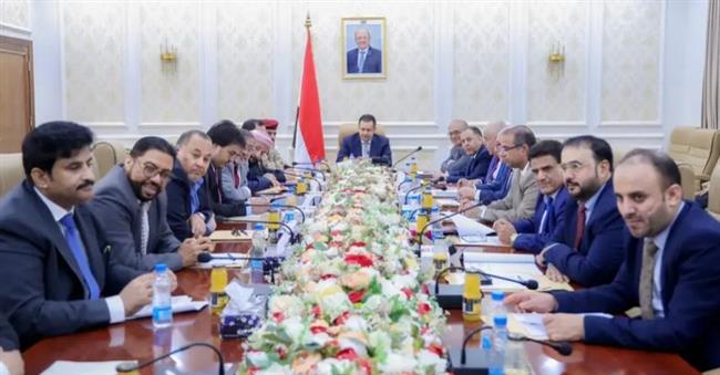 الحكومة اليمنية: تعافي البلاد مصلحة إقليمية ودولية للحفاظ على أمن واستقرار المنطقة والعالم