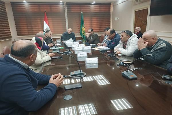 محافظ القليوبية: مشروعات الرصف على رأس أولوياتنا لتحسين جودة  الحياة للمواطنين