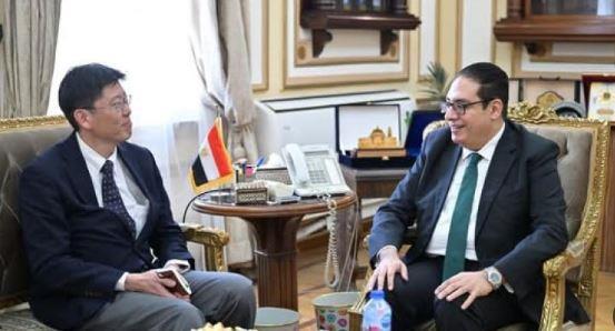 رئيس جامعة القاهرة يستقبل ممثل هيئة التعاون الدولي اليايانية "جايكا"