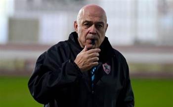   مدرب الزمالك الجديد من المطار  لمقر النادي بصحبة "ميدو "