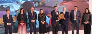   محافظ بني سويف يشيد بأداء مؤسسة صناع الخير في المجال التنموي 