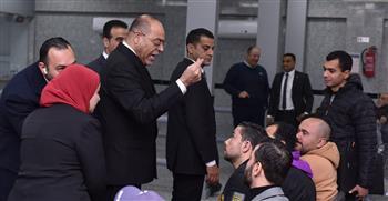 وزير العمل يشهد اختبارات مرشحين للعمل بالخارج
