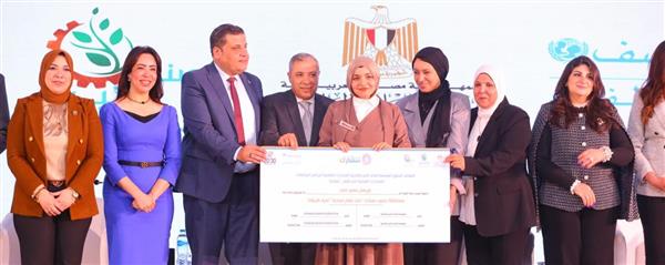 صناع الخير والشباب والرياضة واليونسيف يكرمون الفائزين فى برنامج البرلمانات للمبادرات الشبابية