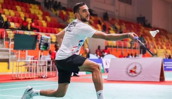 أدهم حاتم يحصد فضية البطولة الإفريقية للريشة الطائرة