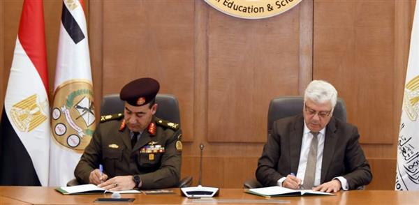 قيادة قوات الدفاع الشعبى والعسكرى توقع بروتوكولا تعاونا مع "التعليم العالى"
