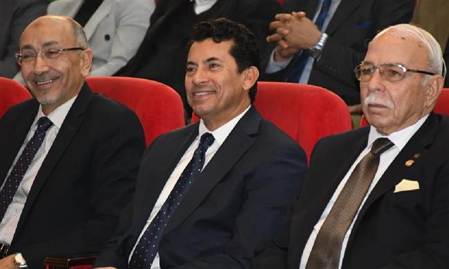 وزير الرياضة يشهد مؤتمر الاتحاد العام الرياضي للشركات