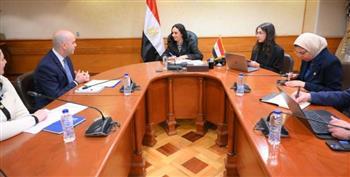 وزيرة التضامن تلتقي رئيس مكتب منظمة الهجرة الدولية في مصر لبحث تعزيز سبل التعاون