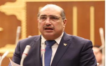   وهبة يطالب باستراتيجية شاملة لحل مشكلة المصانع المتعثرة