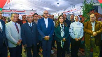   وزيرة التنمية المحلية ومحافظ القليوبية يفتتحان معرض «أهلا رمضان» بشبرا الخيمة