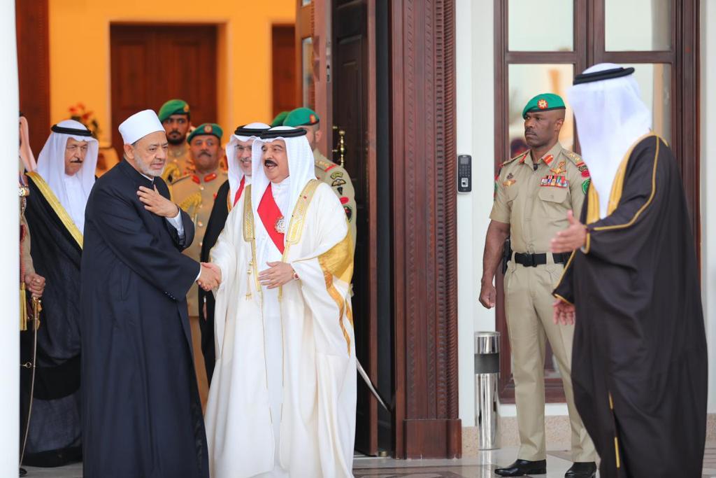 شيخ الأزهر يتوجه إلى البحرين للمشاركة في فعاليات مؤتمر الحوار الإسلامي الإسلامي