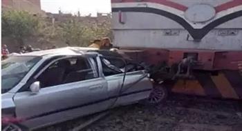 إصابة شخص بعد اصطدام سيارته بقطار برج العرب بالإسكندرية