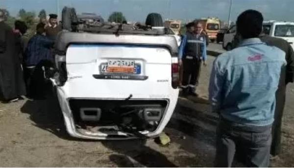 انقلاب ميكروباص أعلى الطريق الإقليمي يسفر عن إصابة 6 أشخاص