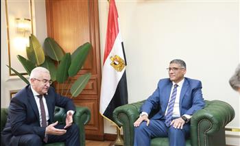   محافظ الجيزة يلتقى سفير دولة إذربيجان لبحث سبل التعاون والتبادل الثقافى