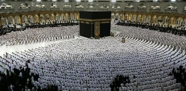 السعودية تمنع بث وتصوير صلاة التراويح في رمضان