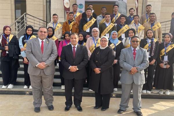 تكريم وفد جامعة جنوب الوادي في احتفالية المهارات التكنولوجية