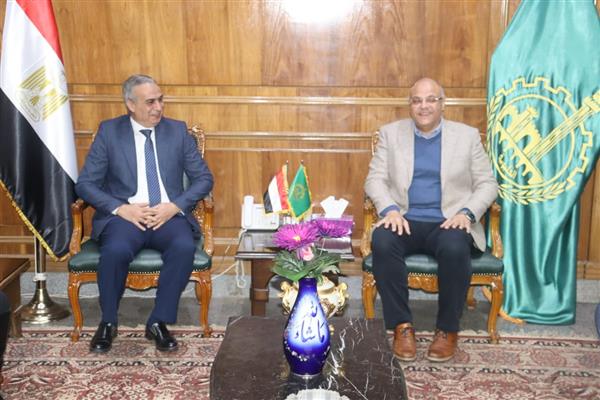 رئيس "حماية المستهلك" ومحافظ القليوبية يبحثان آليات ضبط الأسواق وتنظيم معارض أهلا رمضان