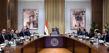   رئيس الوزراء يناقش التصورات المقترحة لحزمة الحماية الاجتماعية