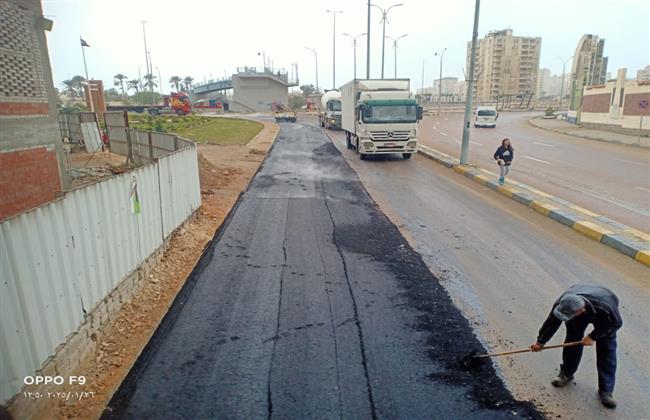 محافظ الإسكندرية يكلف مديرية الطرق بتسريع أعمال رصف الطرق بجميع الأحياء