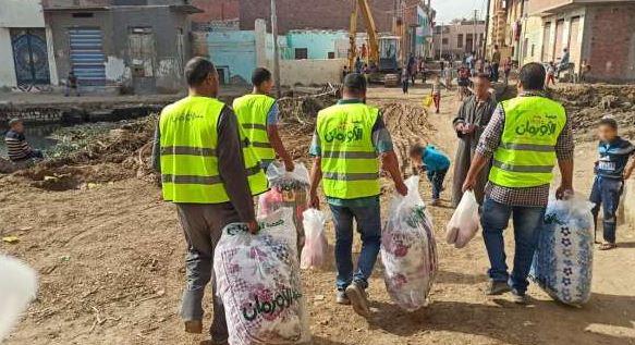 توزع 7 آلاف لحاف وبطانية في بني سويف