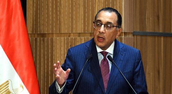 مدبولي يستعرض المخططات الاستراتيجية والموقف التنفيذي لمدينتي السويس وسفنكس الجديدتين