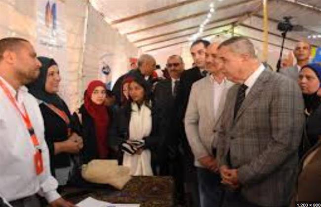 محافظ الإسكندرية يفتتح الملتقى التوظيفي الخامس لخريجي المدارس الفنية بالإسكندرية