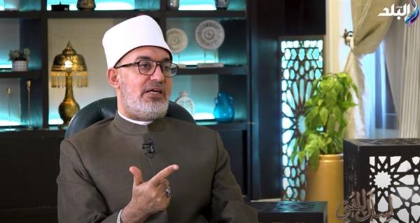 للرجال.. نصائح ذهبية من المفتي لخلق توافق في المعاملة بين الأم والزوجة | فيديو