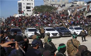   غزة اليوم.. آخر تطورات المرحلة الثانية من صفقة تبادل الأسرى