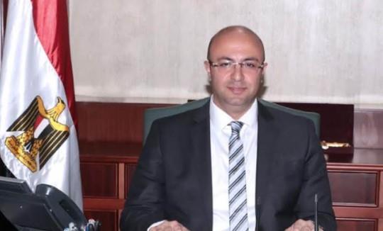 محافظ بنى سويف بقوم بجولة ميدانية شملت عدداً من المخابز البلدية