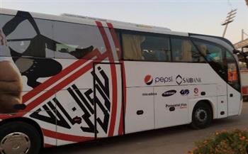   حافلة الزمالك تصل ملعب القاهرة لمواجهة الأهلي