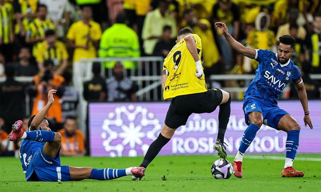ترتيب هدافي الدوري السعودي.. بنزيما يزاحم رونالدو على القمة