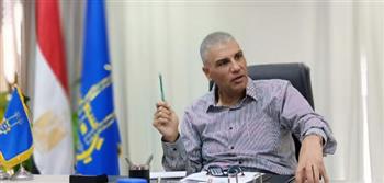   محافظ أسوان يوجه بتطبيق التوقيتات الجديدة لمواعيد غلق المحال خلال شهر رمضان