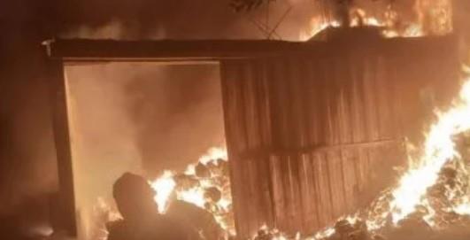 إخماد حريق داخل مصنع فى الوراق دون إصابات