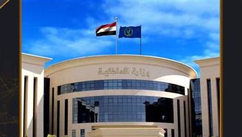   مصدر أمني: الفيديو المتضمن تجريد شخص لرضيعة من ملابسها ومحاولته إشعال النيران بها "قديم"