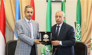   رئيس الأكاديمية العربية يستقبل نائب رئيس جامعة الأعمال والتكنولوجيا بالسعودية