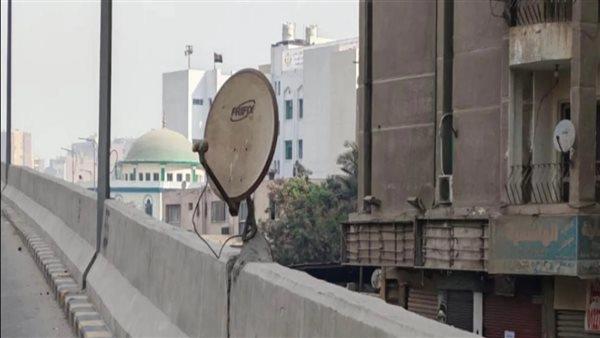 القبض على شخص وضع «طبق دش» أعلى محور رئيسي بالعمرانية