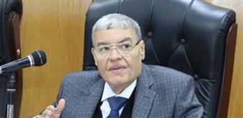   رئيس جامعة المنيا يهنئ أعضاء هيئة التدريس والعاملين ويعلن منحة 1000 جنيه بمناسبة رمضان 