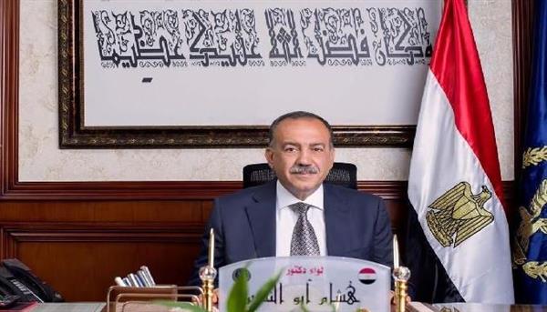 محافظ أسيوط: إيقاف 4 قيادات ومعلمين عن العمل وتحويلهم للتحقيق بمدرسة النيل الإعدادية بنين