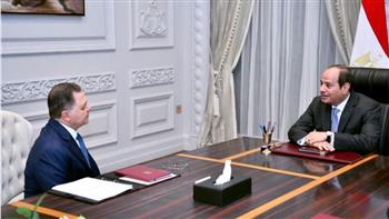   وزير الداخلية يهنئ الرئيس السيسي بحلول شهر رمضان