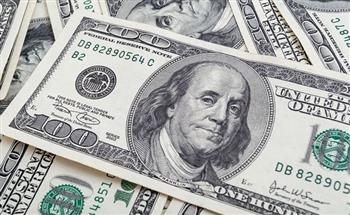   استقرار نسبي.. سعر الدولار أمام الجنيه اليوم بالبنوك المصرية