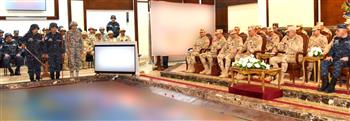   رئيس الأركان يشهد تنفيذ مشروع مراكز القيادة التعبوى للأسطول الشمالى بالقوات البحرية