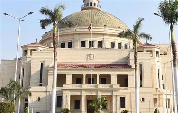 جامعة القاهرة تنهي الاستعدادات لبدء الفصل الدراسى الثانى
